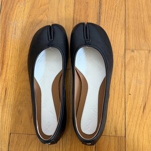 Maison Martin Margiela Black Split-Toe Ballet Flats